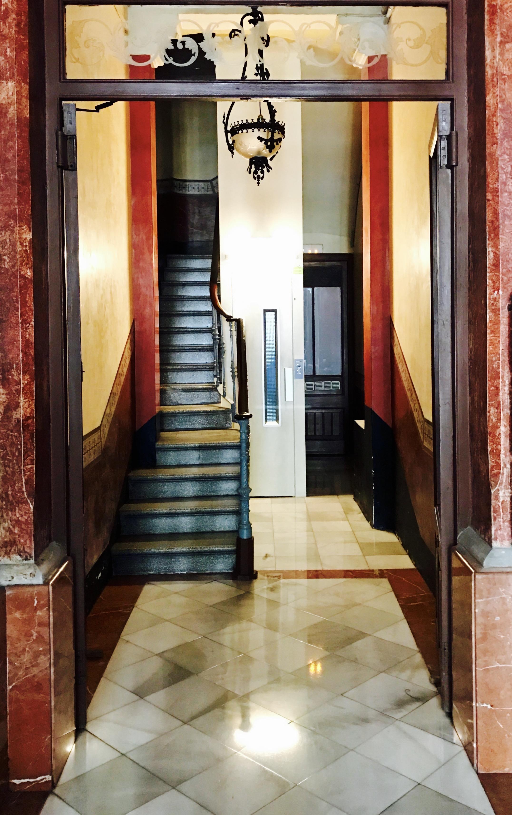 Instalacion ascensor barrio Gracia Barcelona Asmon 2